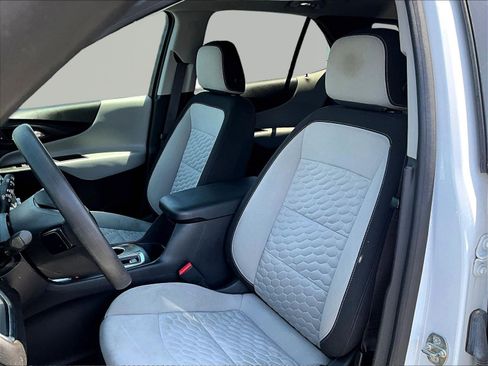 Used 2021 Chevrolet Equinox LS w/ LS Convenience Package FWD image 21