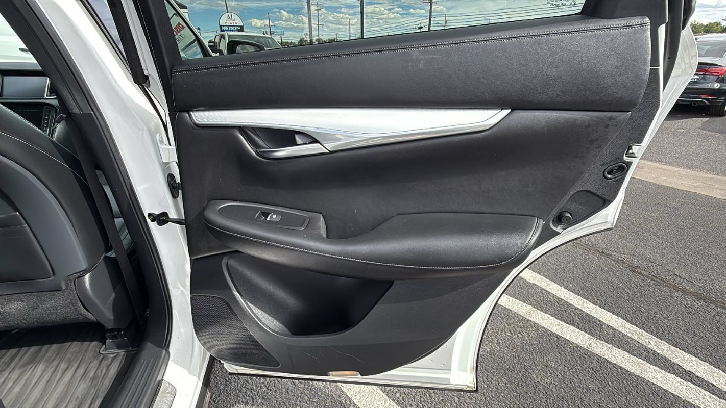 Used 2019 INFINITI QX50 Luxe w/ Navigation Package AWD/4WD image 15