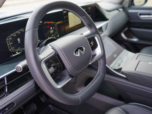 New 2025 INFINITI QX80 Sensory w/ Exterior Package image 7