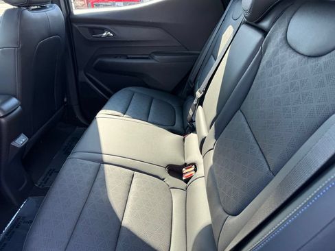 New 2027 Chevrolet Bolt LT w/ Comfort Package FWD image 12
