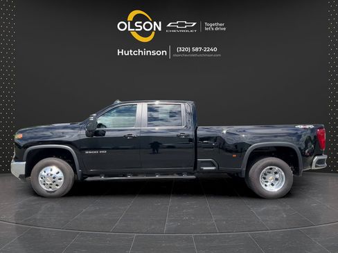 Used 2026 Chevrolet Silverado 3500 LT w/ All Star Edition AWD/4WD image 2