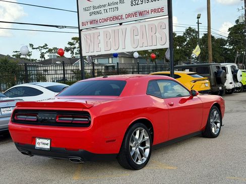 Used 2020 Dodge Challenger GT RWD image 9