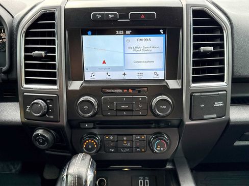 Used 2016 Ford F150 XLT w/ Equipment Group 302A Luxury AWD/4WD image 22