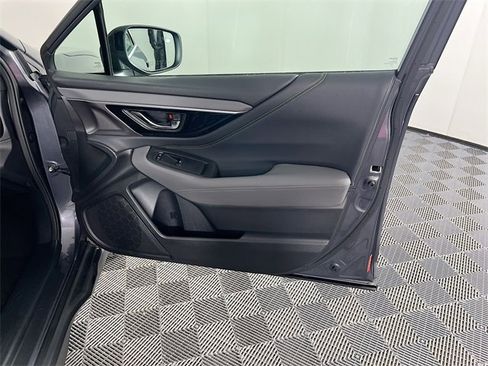 Used 2023 Subaru Outback Onyx Edition image 27