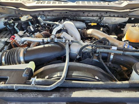 Used 2024 Ford F550 4x4 Crew Cab Super Duty image 30