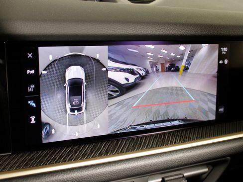 Used 2024 Porsche Cayenne S image 29