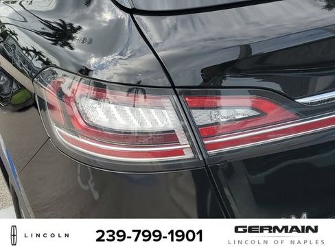 Certified 2023 Lincoln Nautilus AWD w/ Premium Package image 15