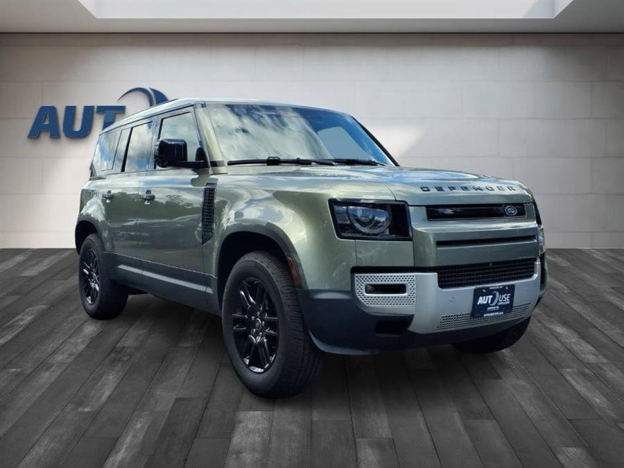 Used 2025 Land Rover Defender 110 S AWD/4WD image 3