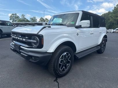 New 2025 Ford Bronco Outer Banks