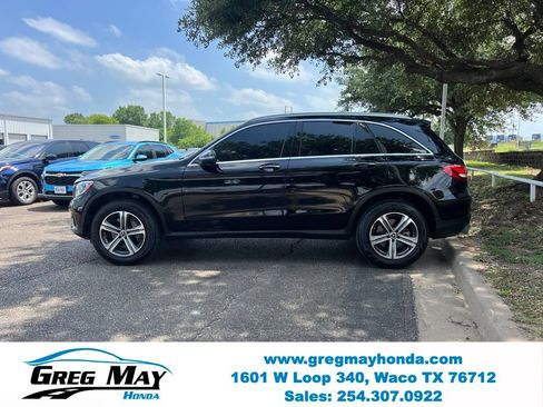 Used 2019 Mercedes-Benz GLC 300 image 4