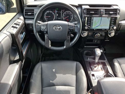 Used 2023 Toyota 4Runner TRD Off-Road Premium w/ Moonroof Package AWD/4WD image 12