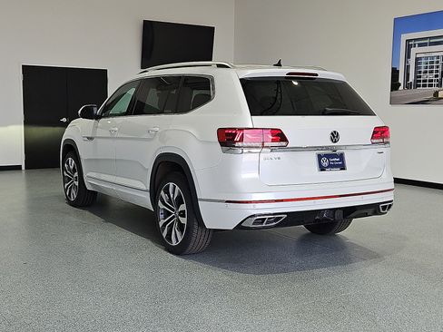 Certified 2023 Volkswagen Atlas SEL Premium AWD/4WD image 6