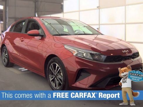 Used 2024 Kia Forte LXS FWD image 2