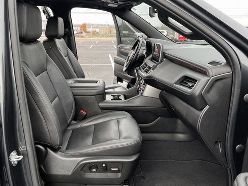 Used 2021 Chevrolet Suburban Z71 image 22