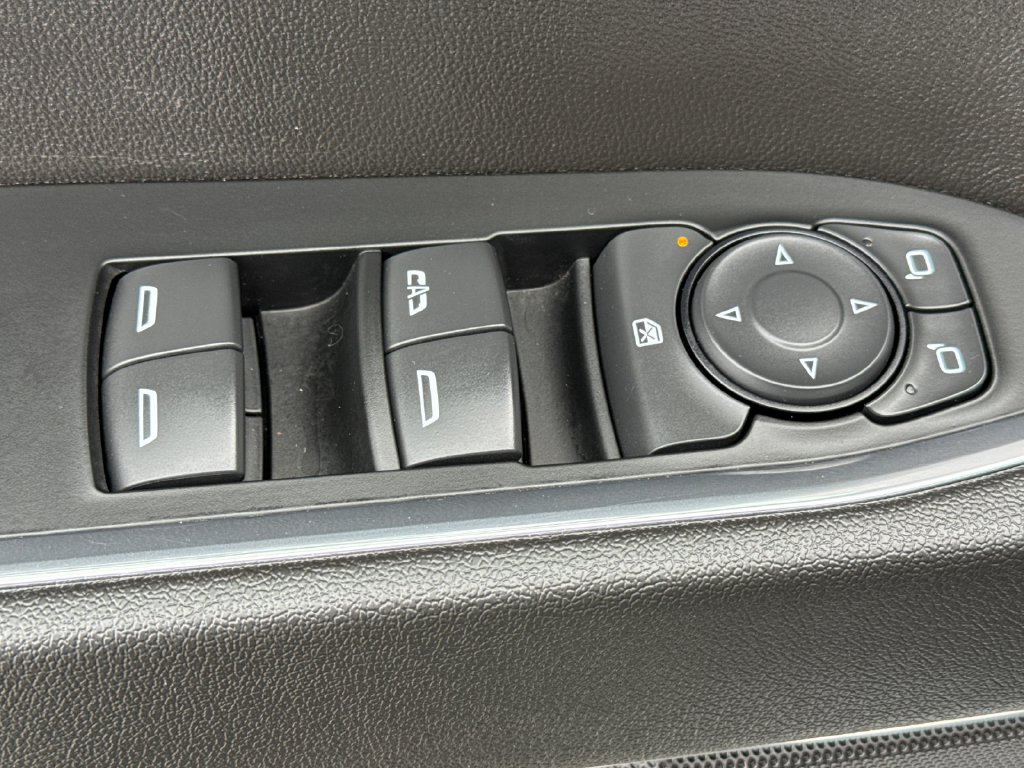 Used 2023 GMC Sierra 1500 Elevation AWD/4WD image 11