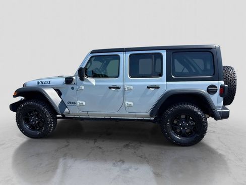 Used 2024 Jeep Wrangler Unlimited AWD/4WD image 2