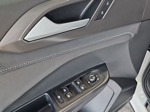 New 2026 Volkswagen Taos SE FWD image 26