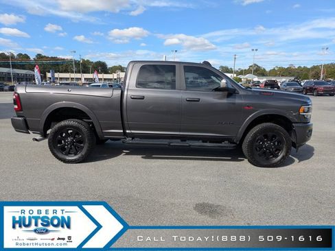 Used 2022 RAM 2500 Laramie w/ Night Edition image 5