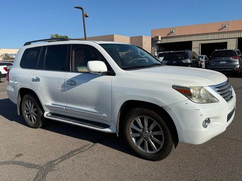 Used 2011 Lexus LX 570 4WD w/ Luxury Pkg image 3