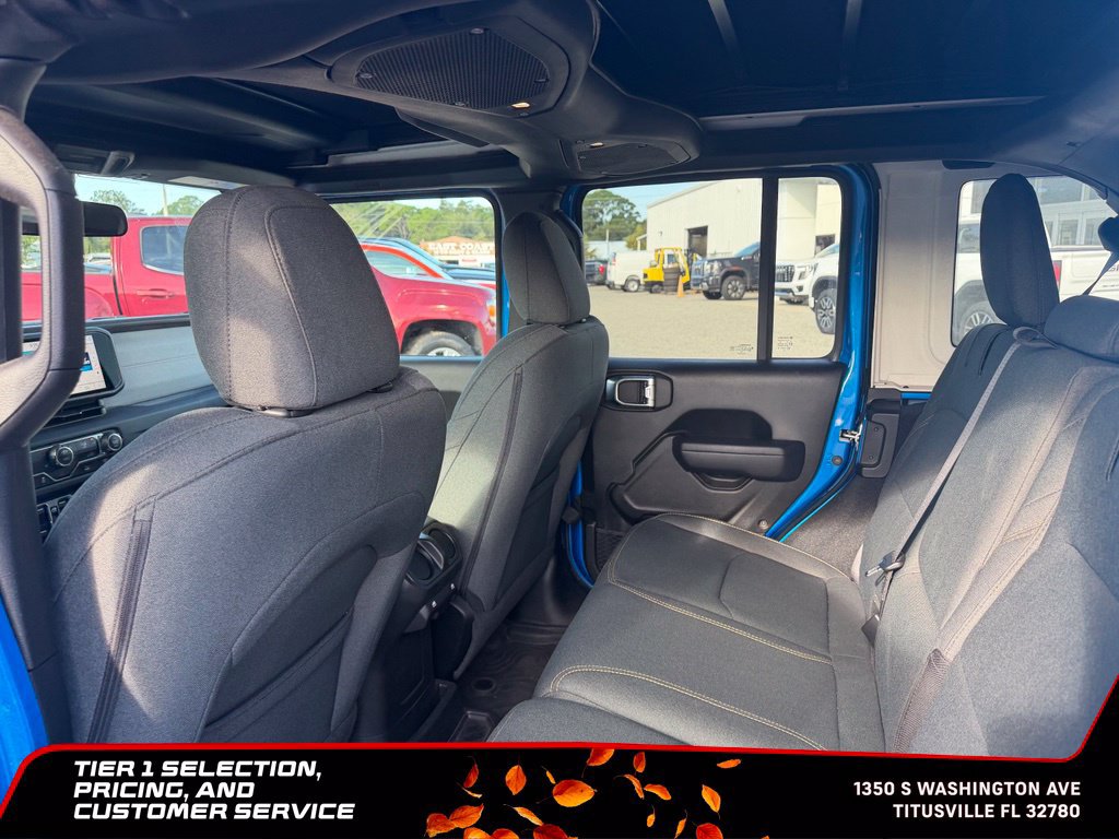 Used 2024 Jeep Wrangler Unlimited w/ Technology Group AWD/4WD image 19