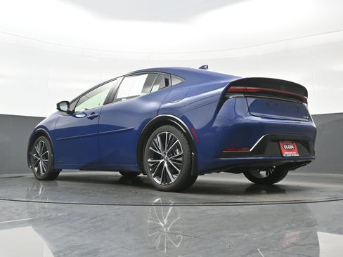 Used 2024 Toyota Prius XLE image 30