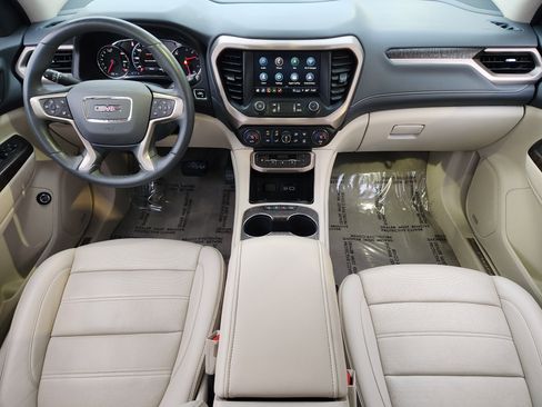 Used 2023 GMC Acadia Denali image 25