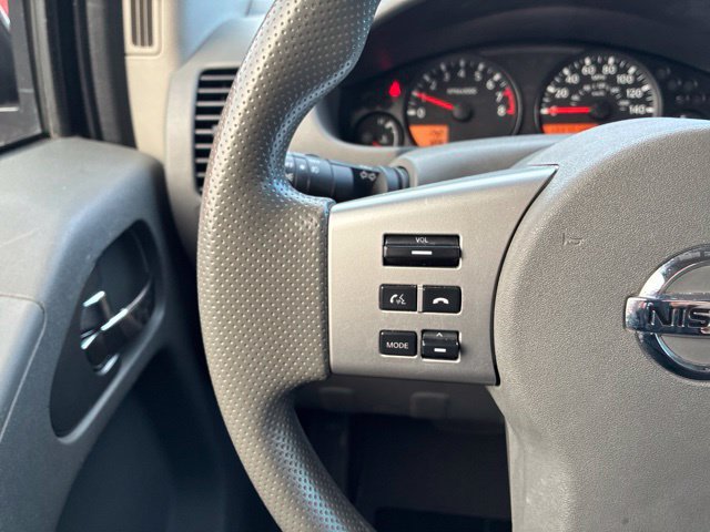 Used 2021 Nissan Frontier SV w/ Midnight Edition Floor Mats AWD/4WD image 39
