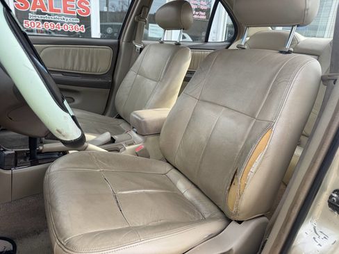 Used 1998 Nissan Altima GLE image 21