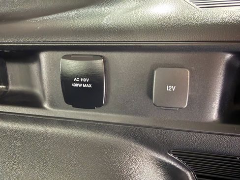 Used 2024 Ford Bronco Sport Badlands image 48