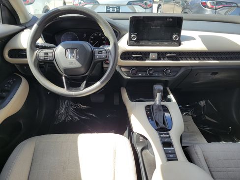 Certified 2024 Honda HR-V LX image 12