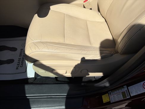 Used 2015 Toyota Highlander XLE AWD/4WD image 13