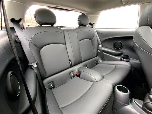 Used 2024 MINI Cooper S image 19