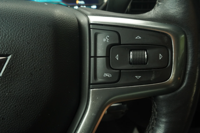 Used 2022 Chevrolet Silverado 1500 LT AWD/4WD image 15