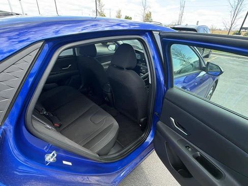 Used 2025 Hyundai Elantra Hybrid FWD image 23