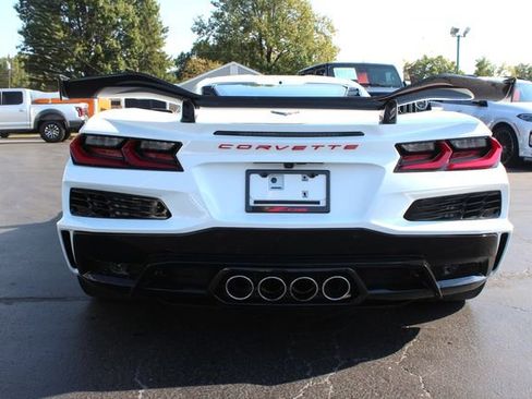 Used 2025 Chevrolet Corvette Z06 w/ Z07 Performance Package image 31