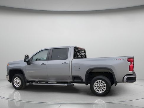 Used 2025 Chevrolet Silverado 2500 LT w/ Convenience Package AWD/4WD image 18