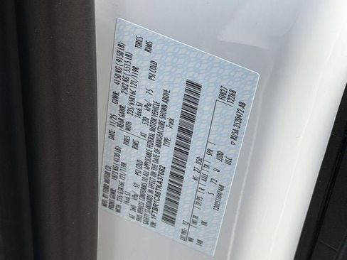 New 2026 Ford Transit 250 148 Medium Roof image 18