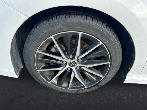 Used 2023 Toyota Camry SE FWD image 10