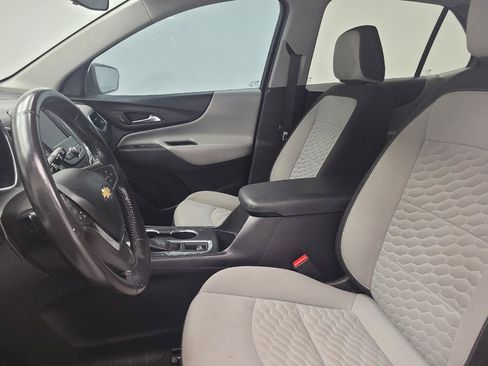 Used 2021 Chevrolet Equinox LT FWD image 17