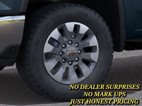 New 2026 Chevrolet Silverado 2500 LT AWD/4WD image 9