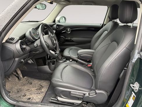 Used 2019 MINI Cooper 2-Door Hardtop FWD image 9