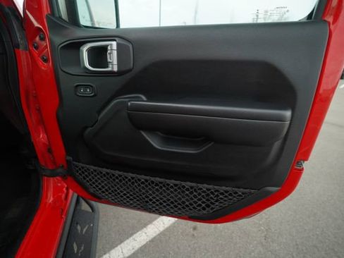 Used 2021 Jeep Gladiator Rubicon w/ LED Lighting Group image 19