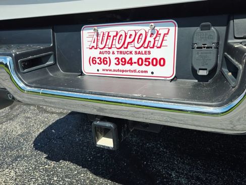 Used 2022 RAM 1500 Big Horn AWD/4WD image 12