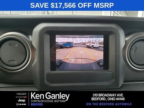 New 2023 Jeep Gladiator Sport image 11