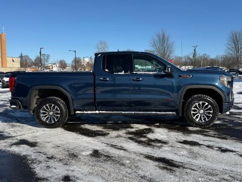 Used 2019 GMC Sierra 1500 AT4 image 9