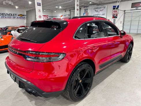 Used 2023 Porsche Macan AWD/4WD image 30