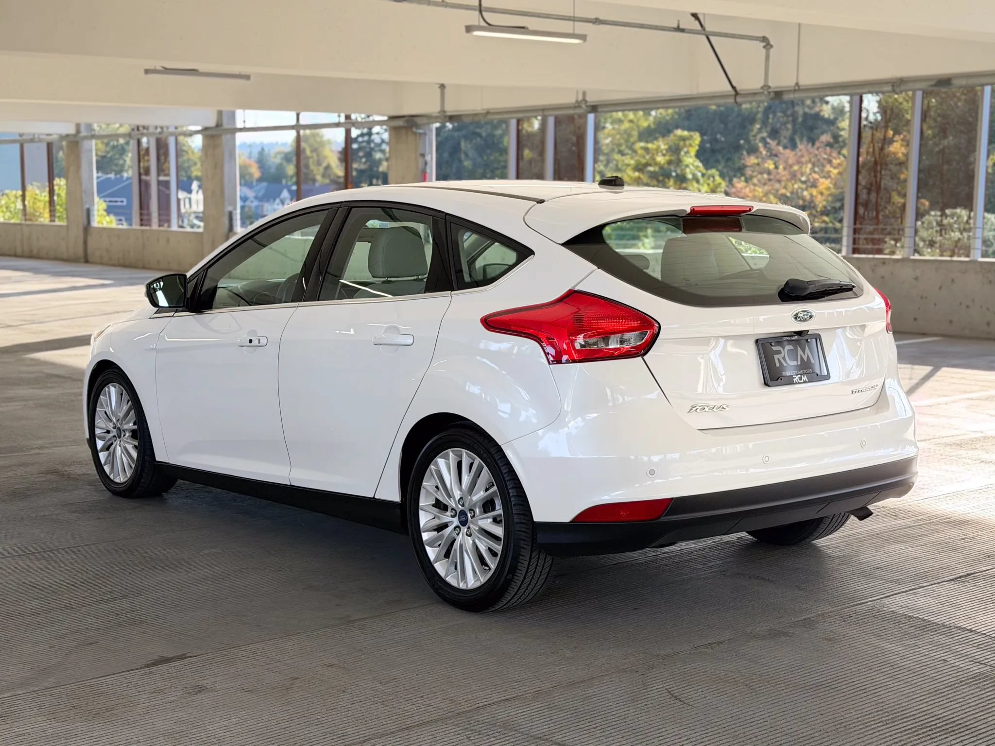 Used 2018 Ford Focus Titanium FWD image 7