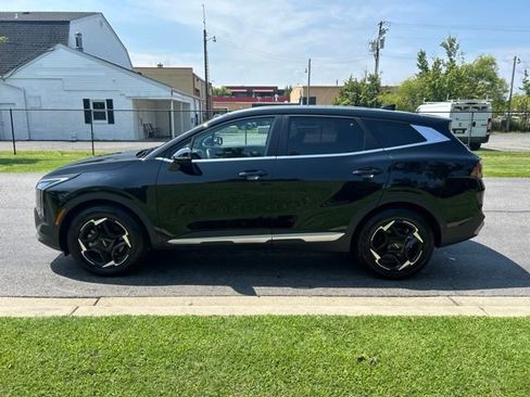 Certified 2026 Kia Sportage EX FWD image 29