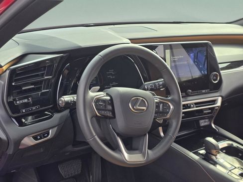 Certified 2025 Lexus RX 350 FWD w/ Technology Package image 12