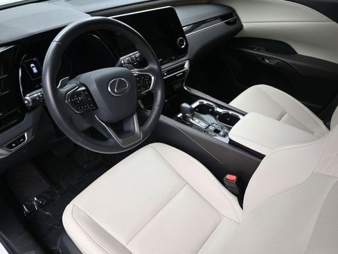 Used 2023 Lexus RX 350 FWD image 11